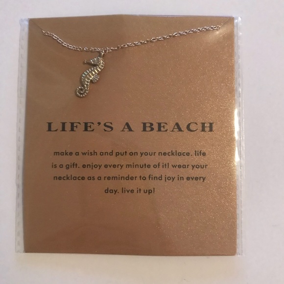 Brand New Life’s a Beach Seahorse Pendant Necklace - Picture 6 of 7